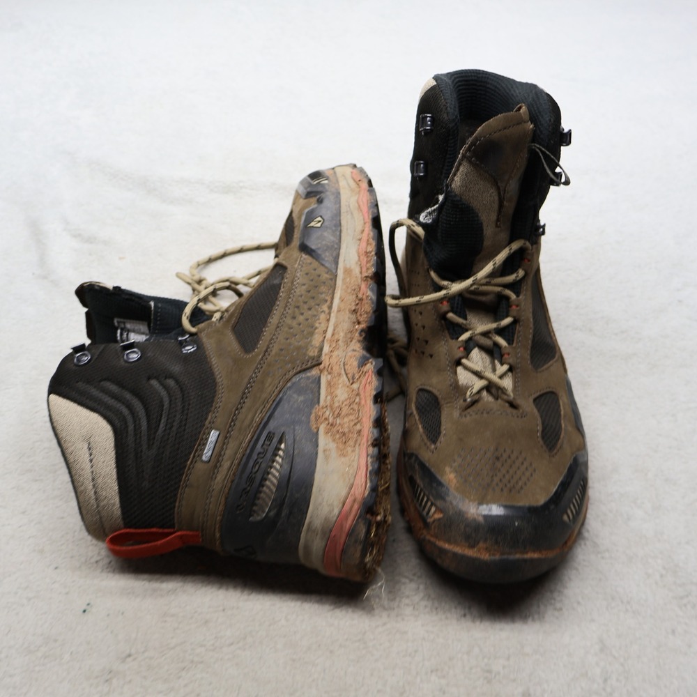 Vasque Mens 13N Hiking Boots Black Breeze All Terrain Gore-Tex Trail 7040N READ